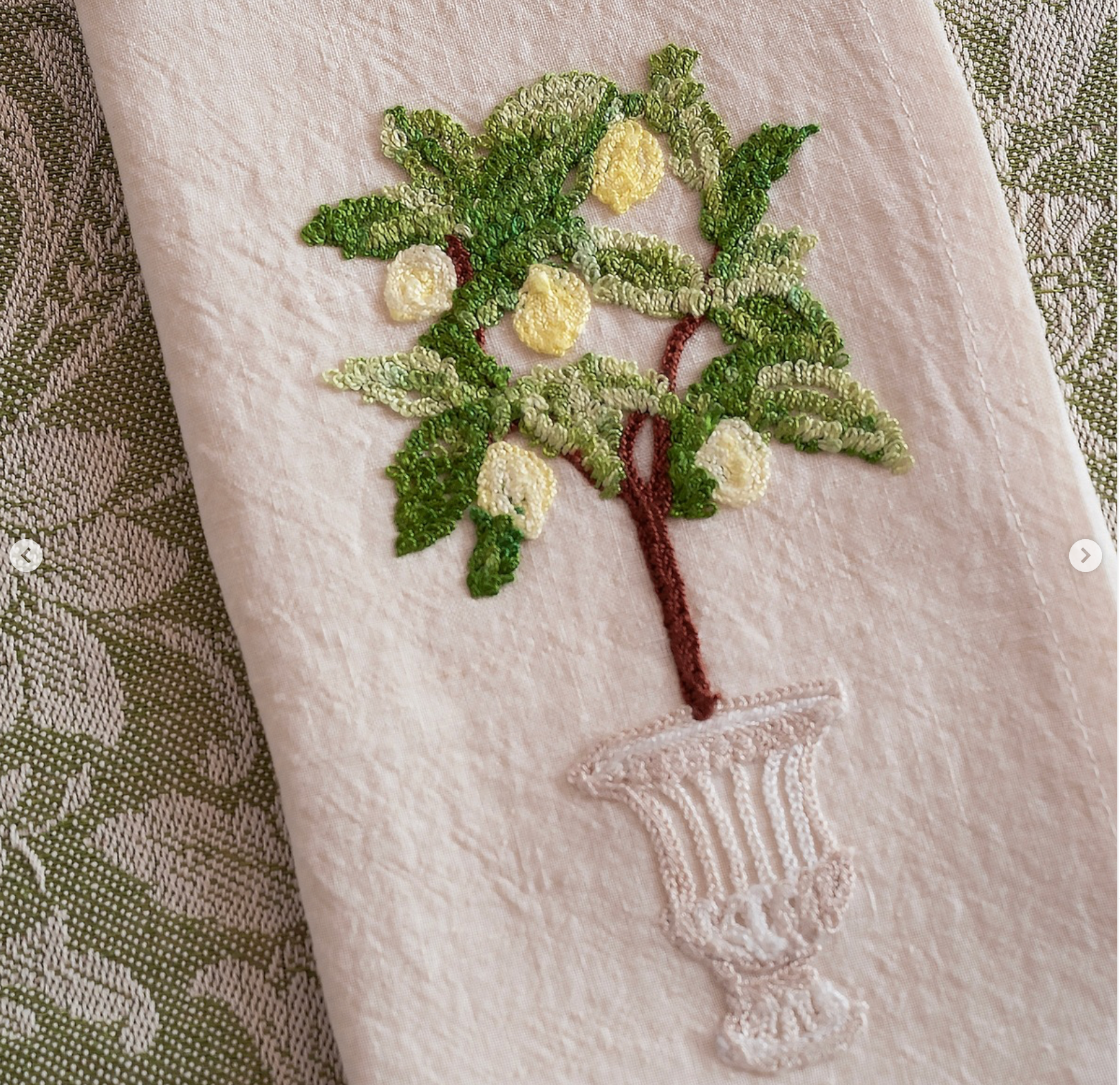 Tovagliolo – Giardino Italiano Ricamato n.6 – 50 x 50 cm