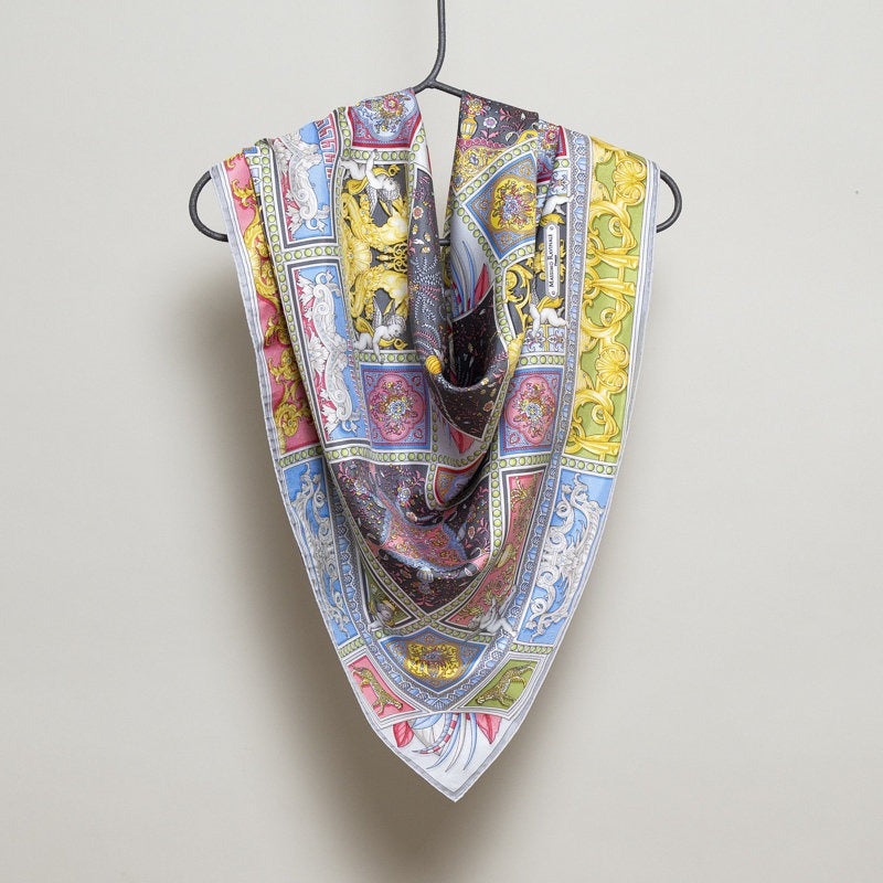 Silk Scarf – Uffizi – Grey, 100x100 cm
