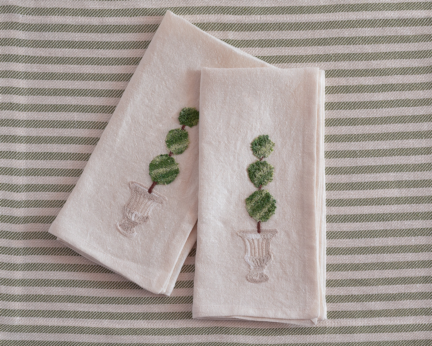 Napkin – Italian Garden Embroidered no.1 – 50 x 50 cm